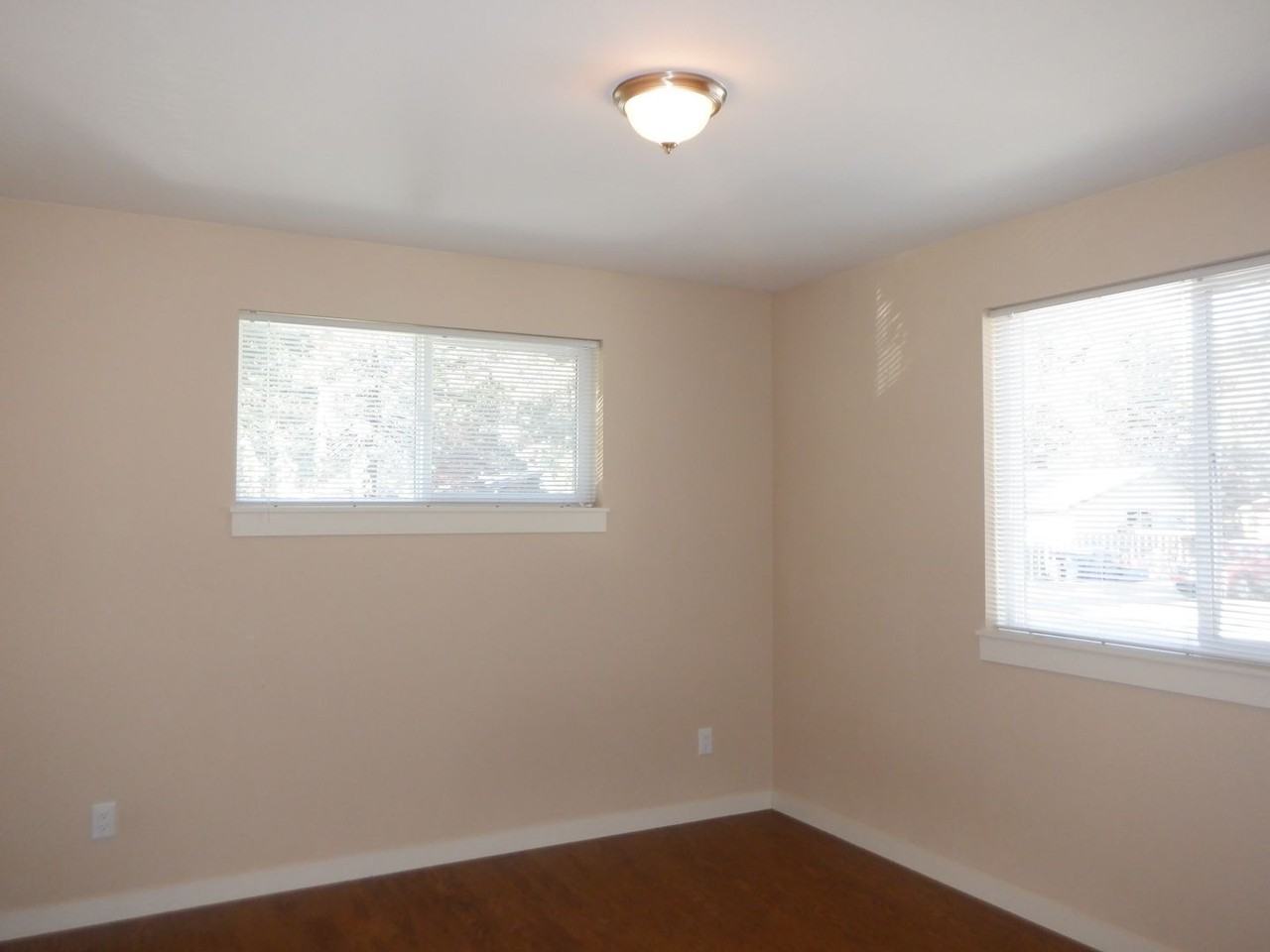 1531 Sw Knoll Ave - Photo 5 of 8