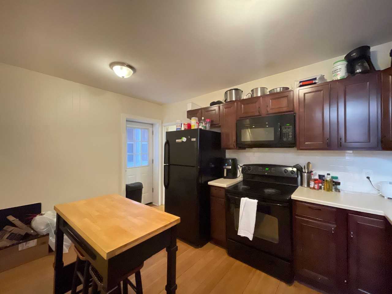 2122 Pine - Photo 7 of 50