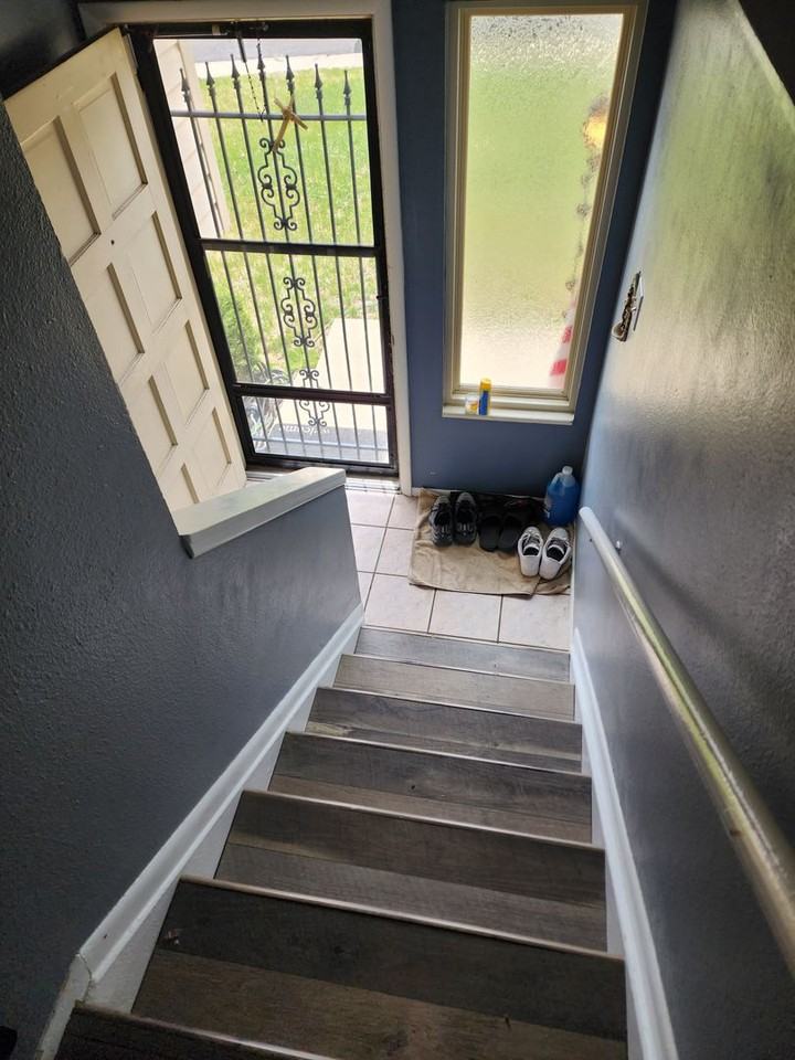 3289 W 134th Pl - Photo 2 of 7