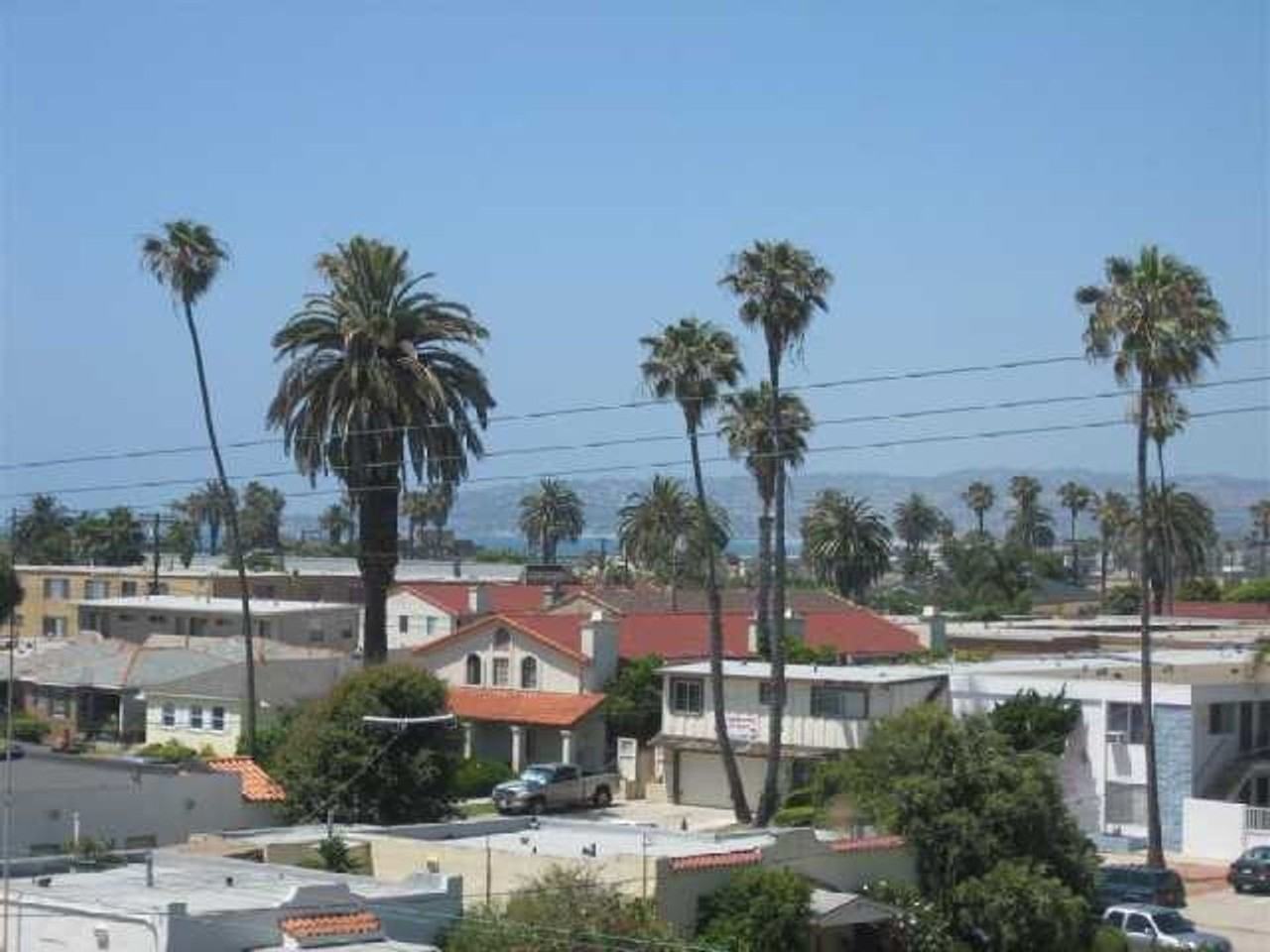 4886 Coronado Ave #B - Photo 5 of 17