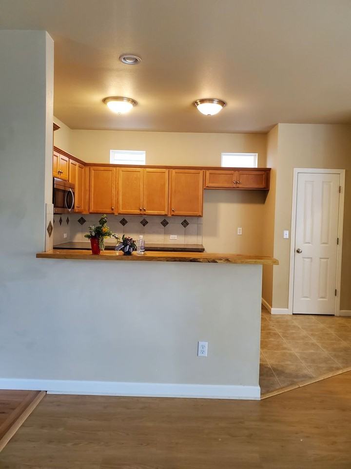 7612 Kodiak Ave Ne - Photo 3 of 21