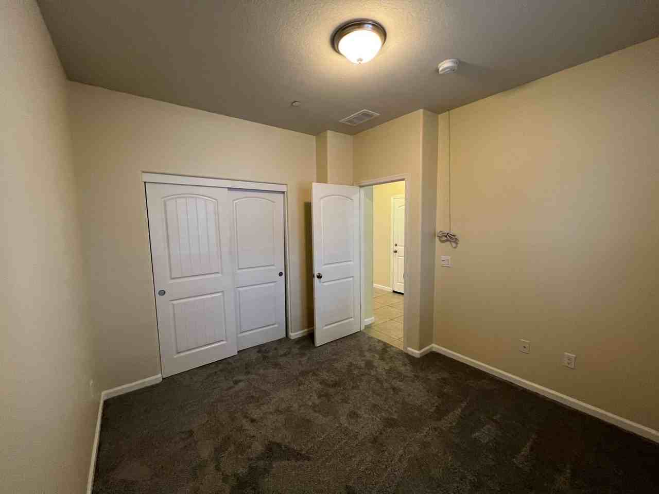 1484 Rock Springs Ave - Photo 5 of 37