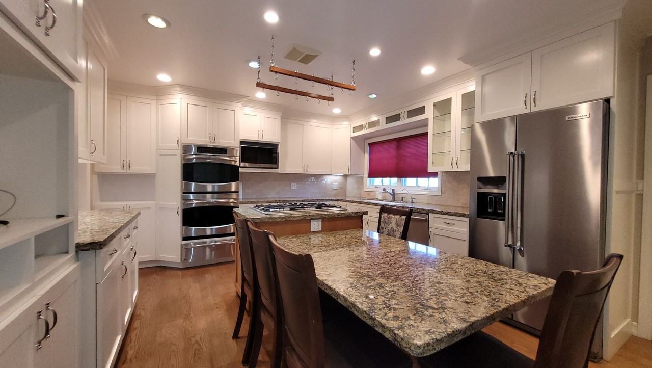 3270 2nd Ave - Photo 7 of 31