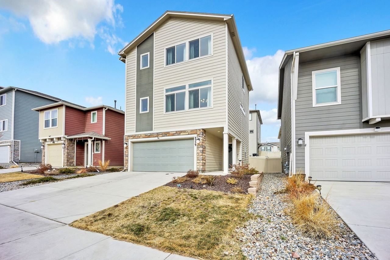 4559 Samaritan Loop - Photo 3 of 50