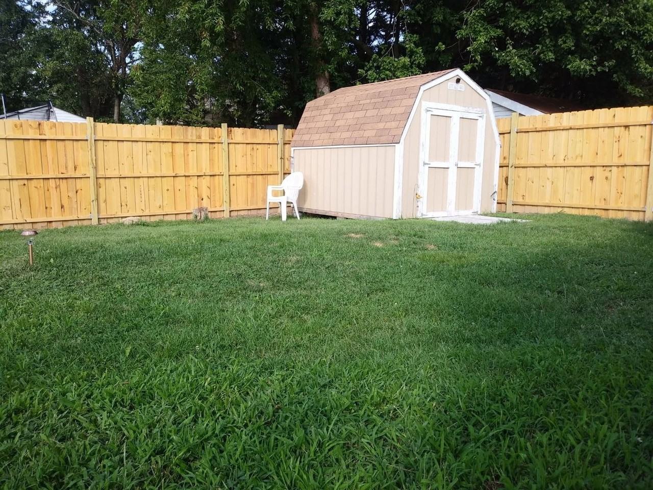 1067 Vena Ln - Photo 2 of 32