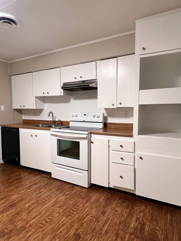 4006 Boren Ave - Photo 4 of 10