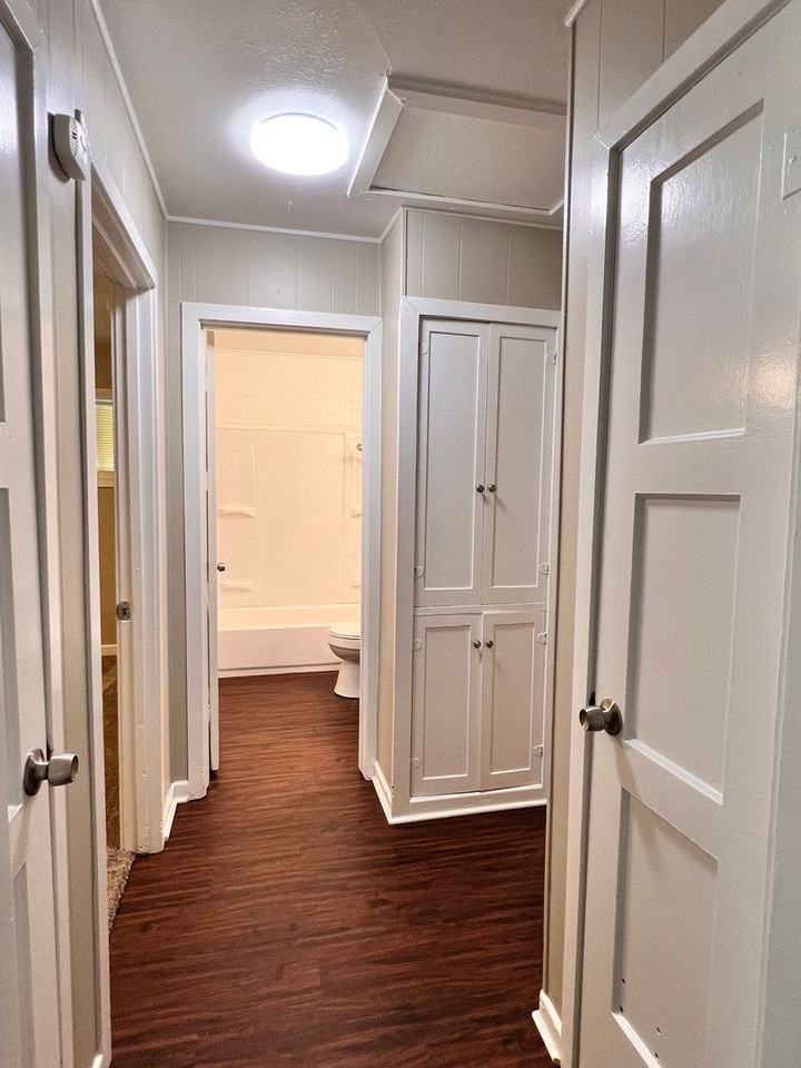 4006 Boren Ave - Photo 6 of 10