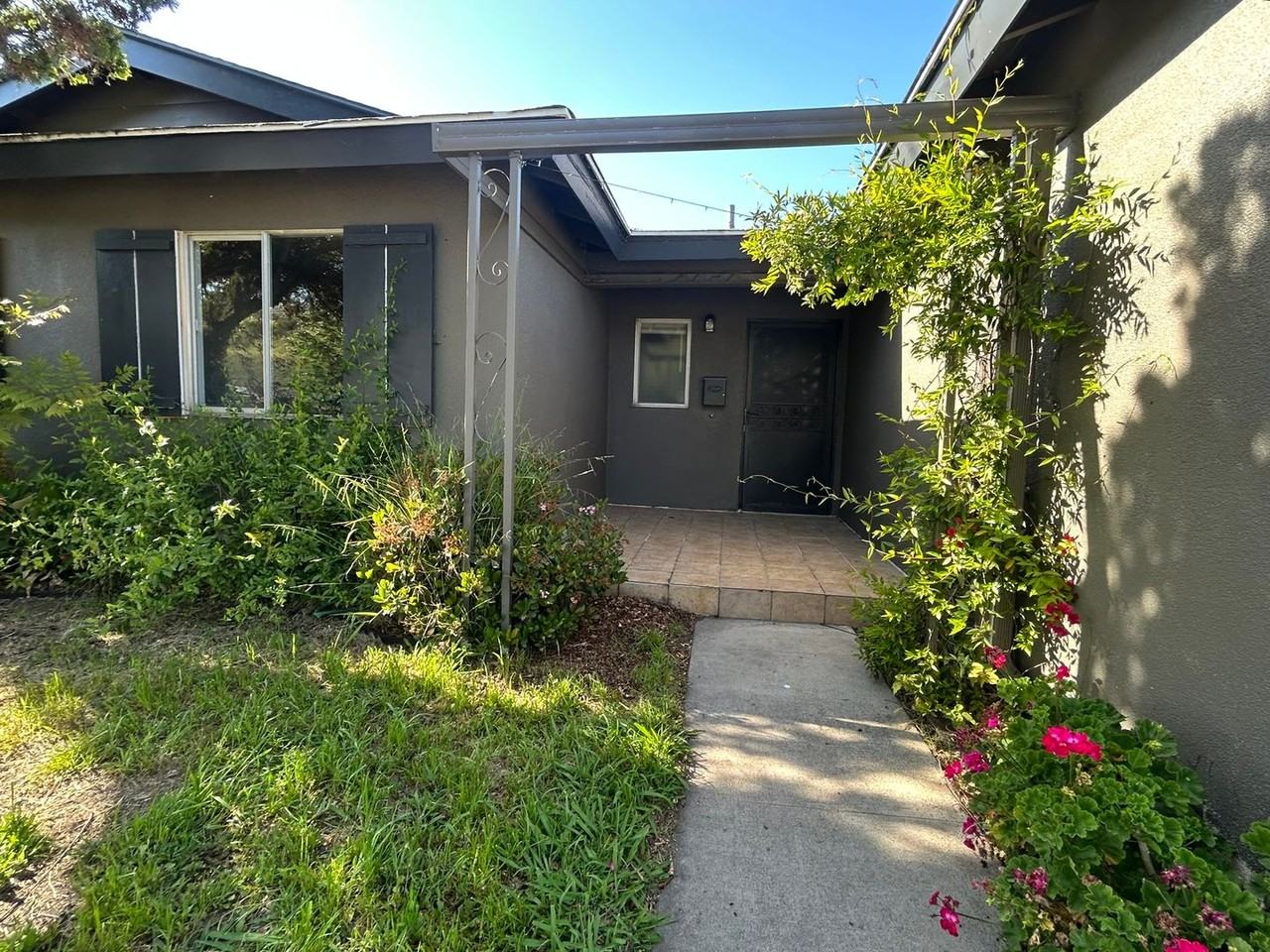 8116 San Felipe St - Photo 2 of 30
