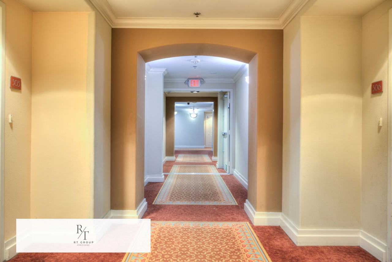 580 W Main St #302 - Photo 5 of 41
