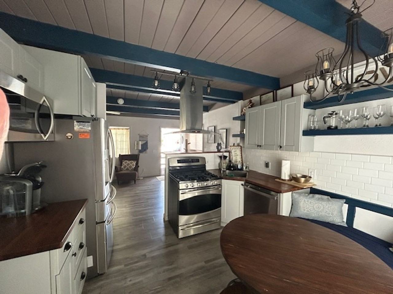 813 Riverside Ave - Photo 6 of 11