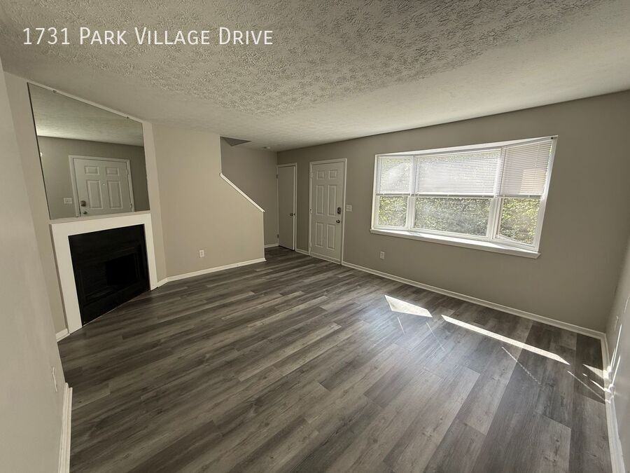 1731 Park Village Dr - Photo 3 of 19