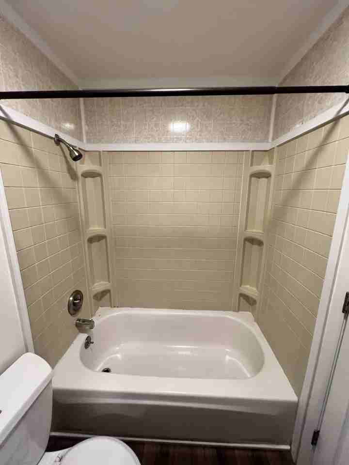 271 Garfield Ave E #NA - Photo 3 of 18