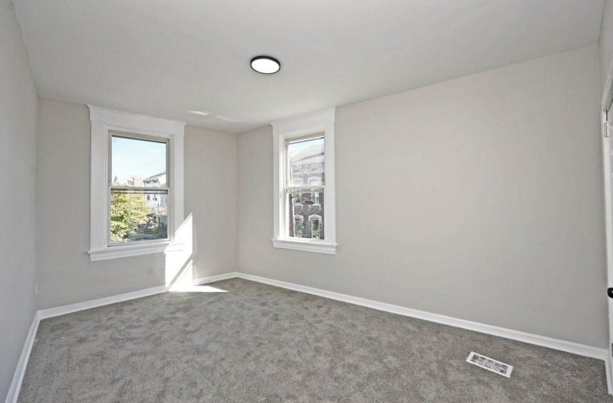 845 Bakewell St #2 - Photo 7 of 17