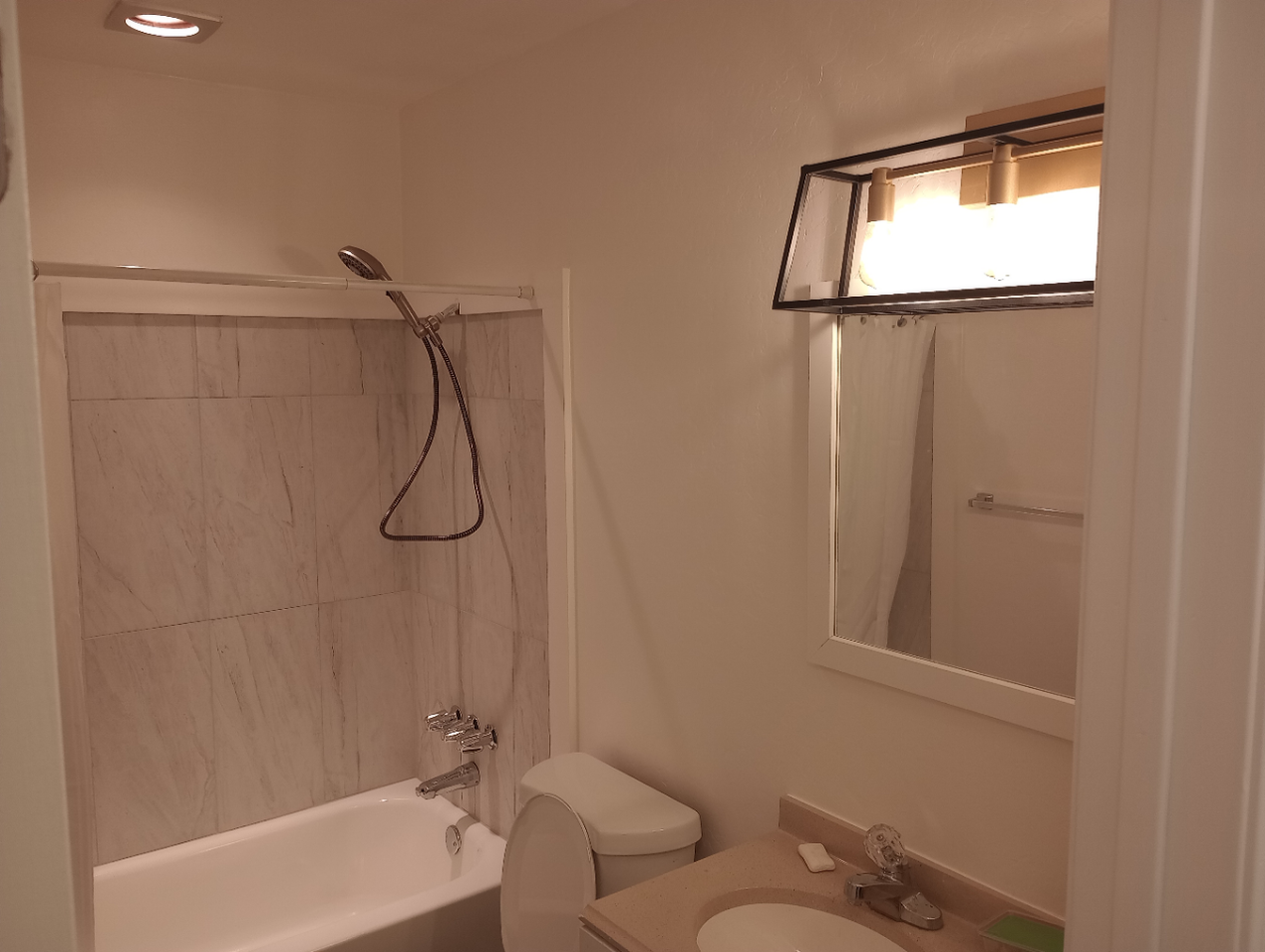 132 Kahle Dr #JS - Photo 5 of 16