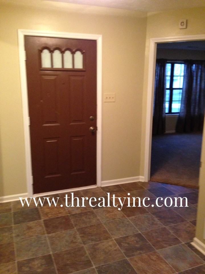 8049 Christiana Way - Photo 2 of 23