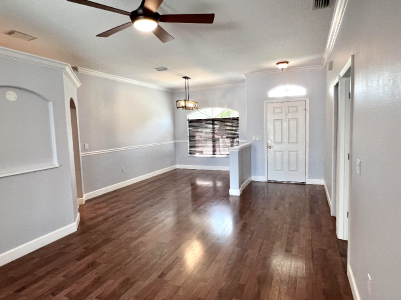 6614 68th St E - Photo 4 of 19