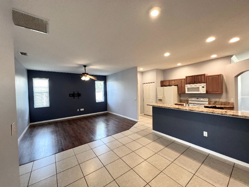 6614 68th St E - Photo 7 of 19