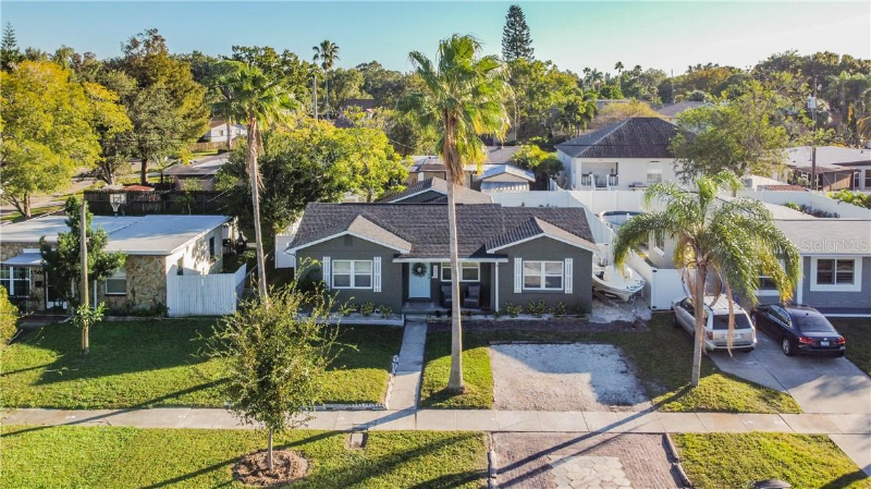 156 83rd Ave N - Photo 3 of 16