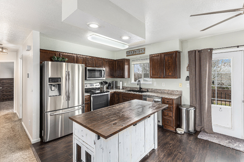 508 Campbell St - Photo 2 of 10