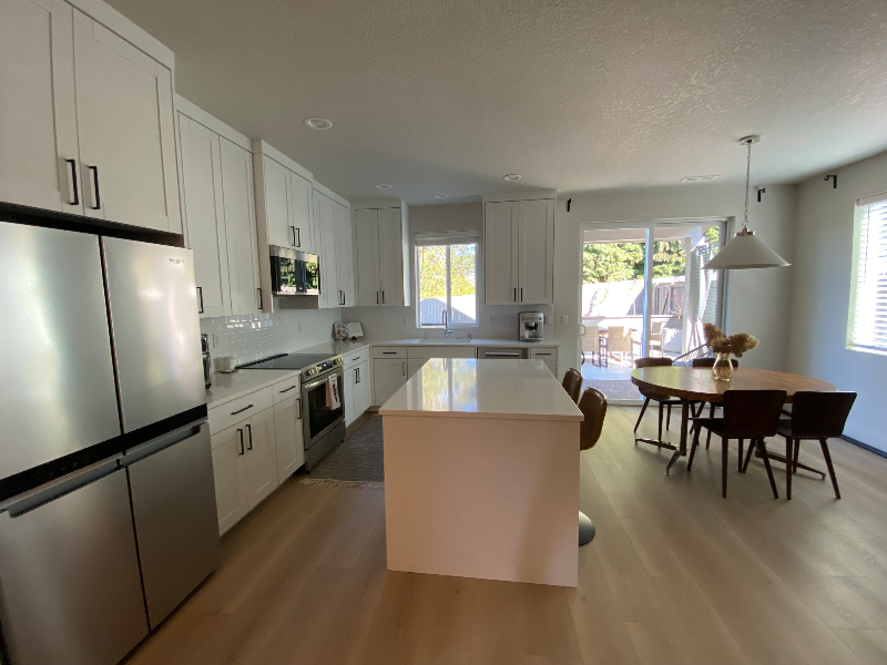 9909 Ne 44th Ct - Photo 2 of 20