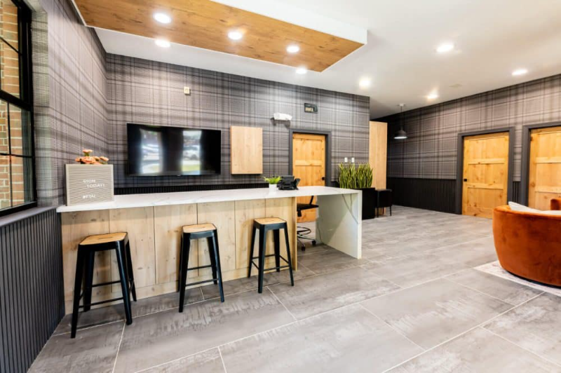 1947 Heritage Grove Cir #1 - Photo 3 of 6