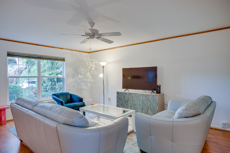 2722 Cardinal Dr - Photo 2 of 18