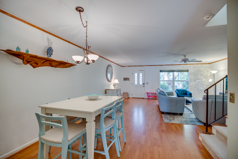 2722 Cardinal Dr - Photo 3 of 18