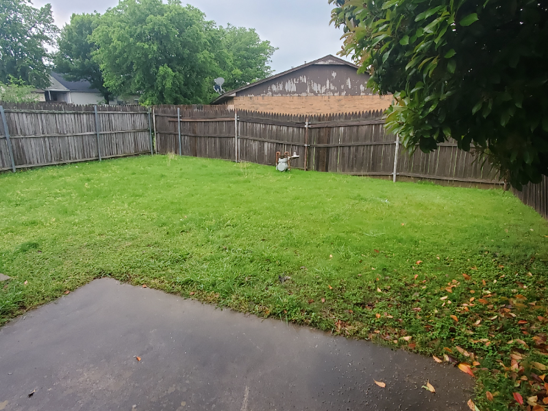 2205 S Cedar Loop - Photo 3 of 13