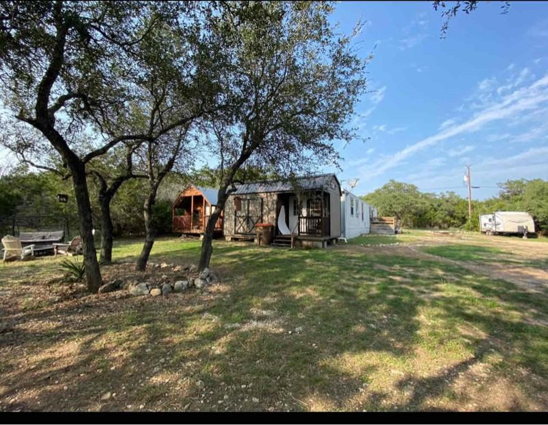 1900 Lake Park Dr - Photo 5 of 10