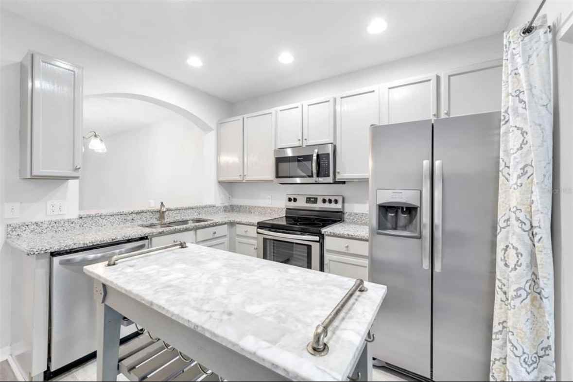 5876 Fishhawk Ridge Drive - Photo 3 of 7