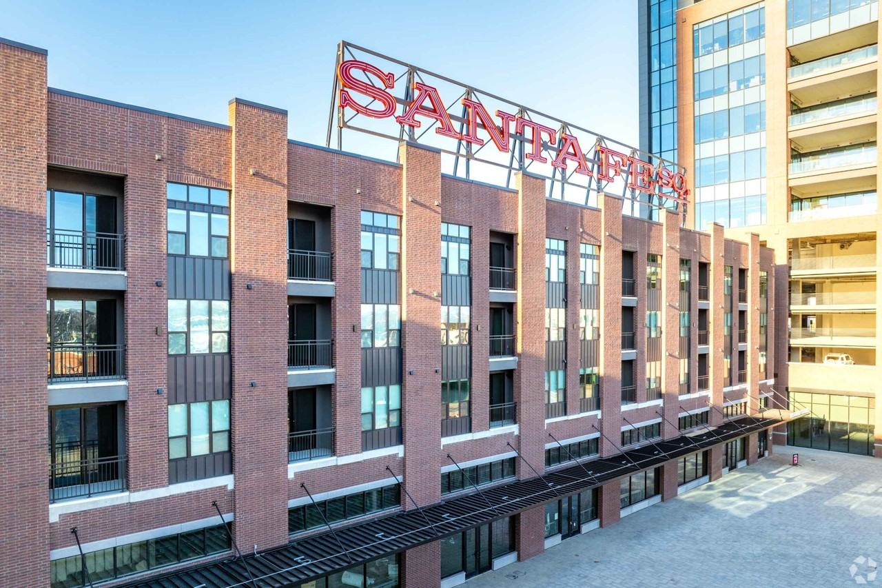 Santa Fe Square Apartments - Photo 5 of 14