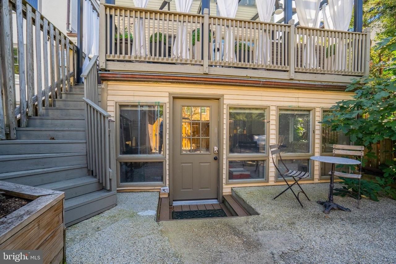 3817 Cathedral Ave Nw - Photo 4 of 33