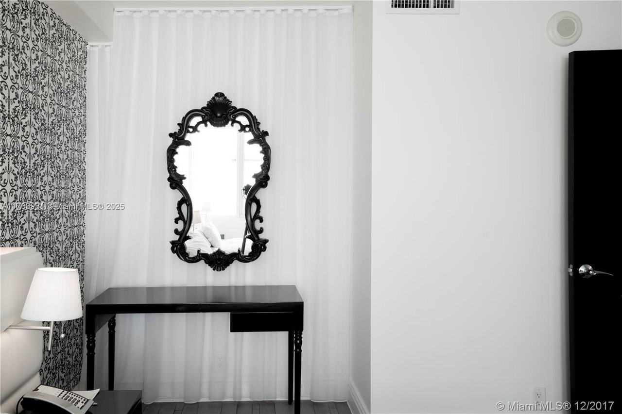 1100 West Avenue #517 - Photo 7 of 50