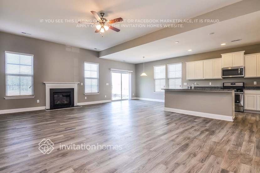 42 Pearsall Farm Ln - Photo 4 of 20