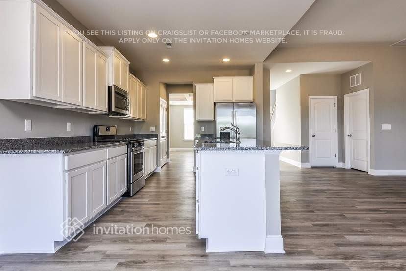 42 Pearsall Farm Ln - Photo 7 of 20