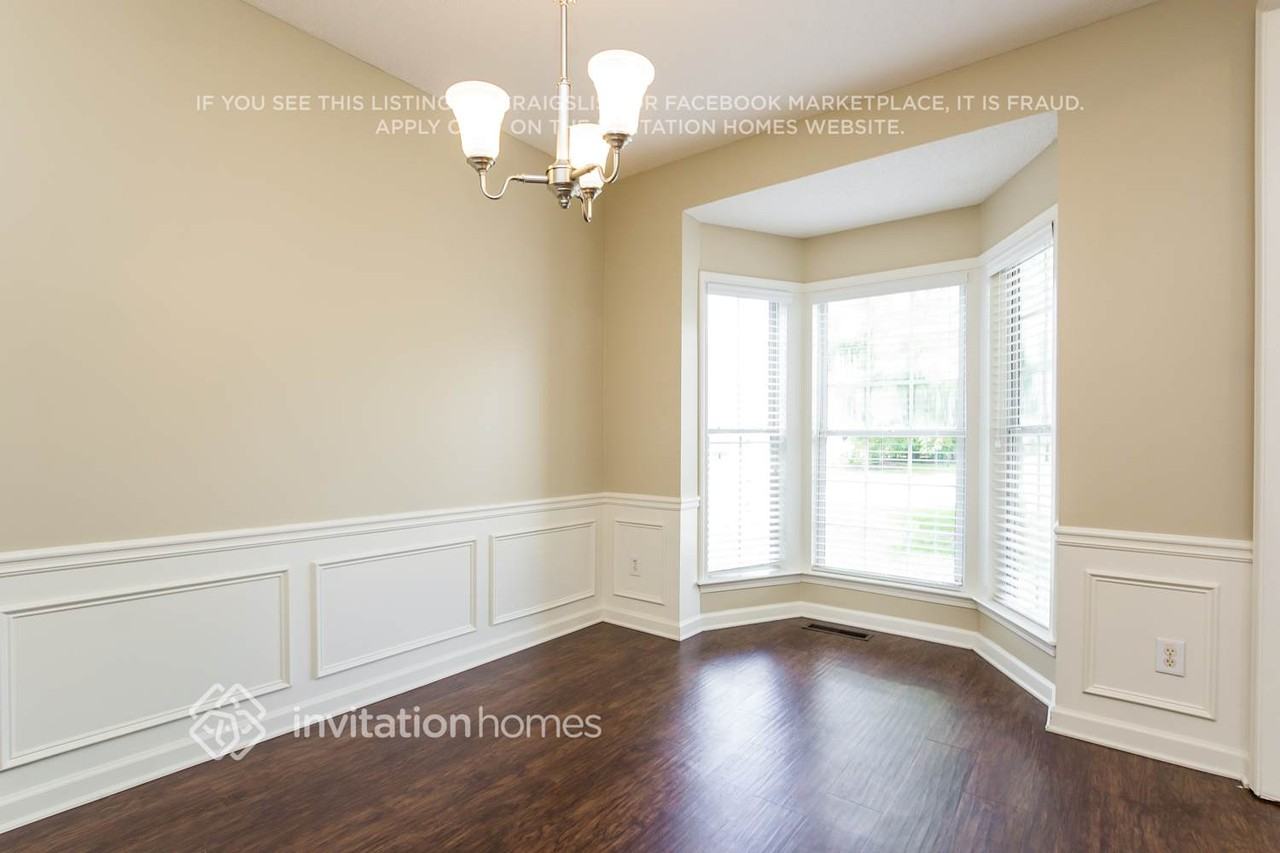 4132 Glenaire Way Nw - Photo 5 of 20