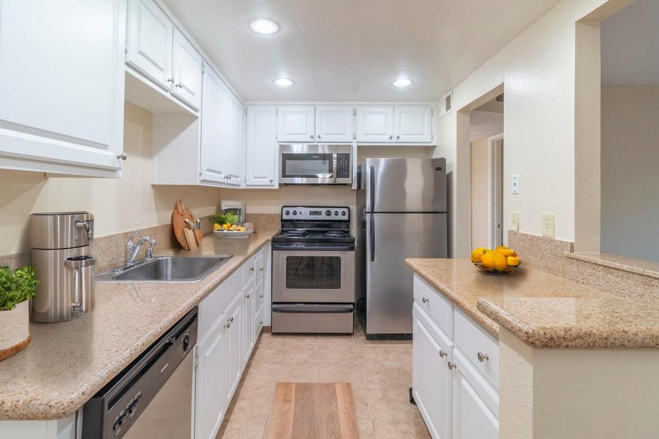 Eastwood Apartments - Photo 2 of 40