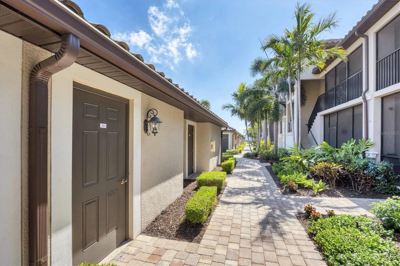 5624 Palmer Cir #105 - Photo 3 of 50