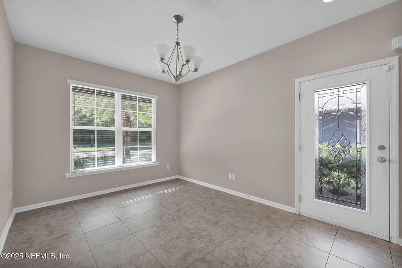 102 Magnolia Creek Walk - Photo 6 of 36