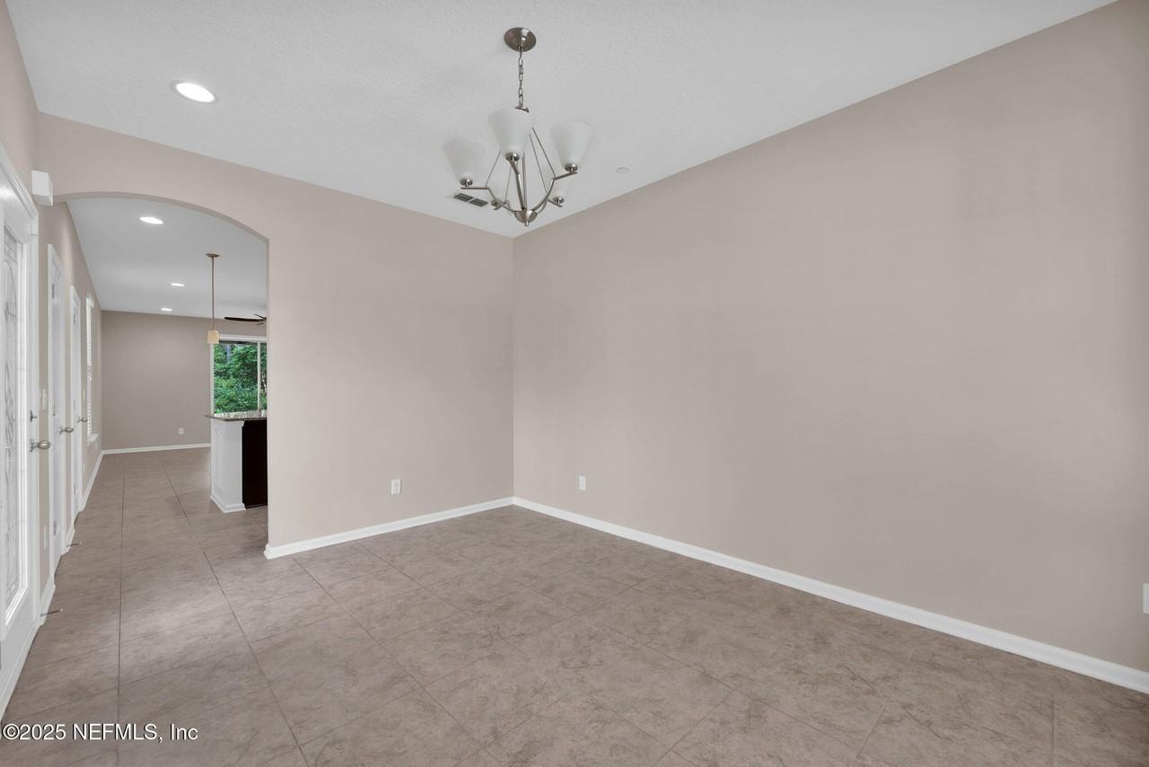 102 Magnolia Creek Walk - Photo 7 of 36