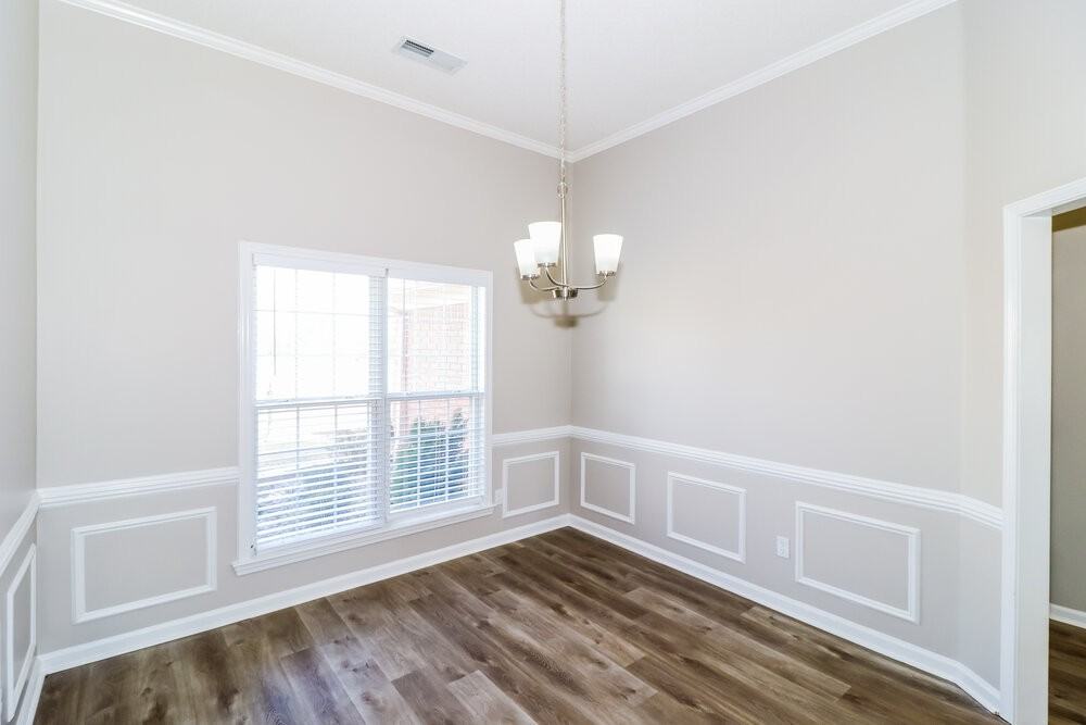 9245 Tamhaven Dr - Photo 6 of 16