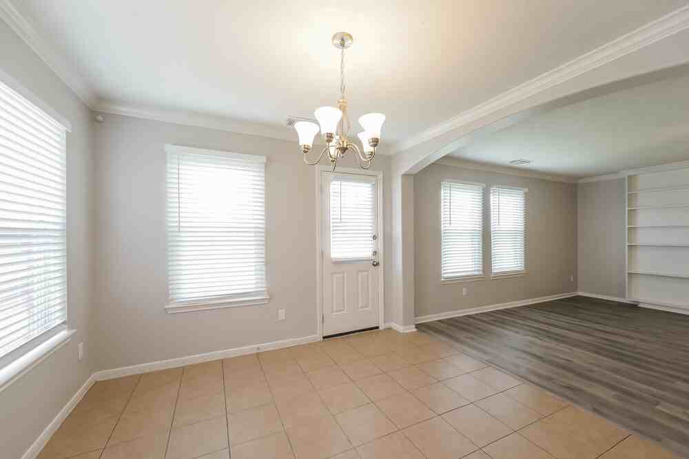 2614 Elder Park Ct - Photo 7 of 17