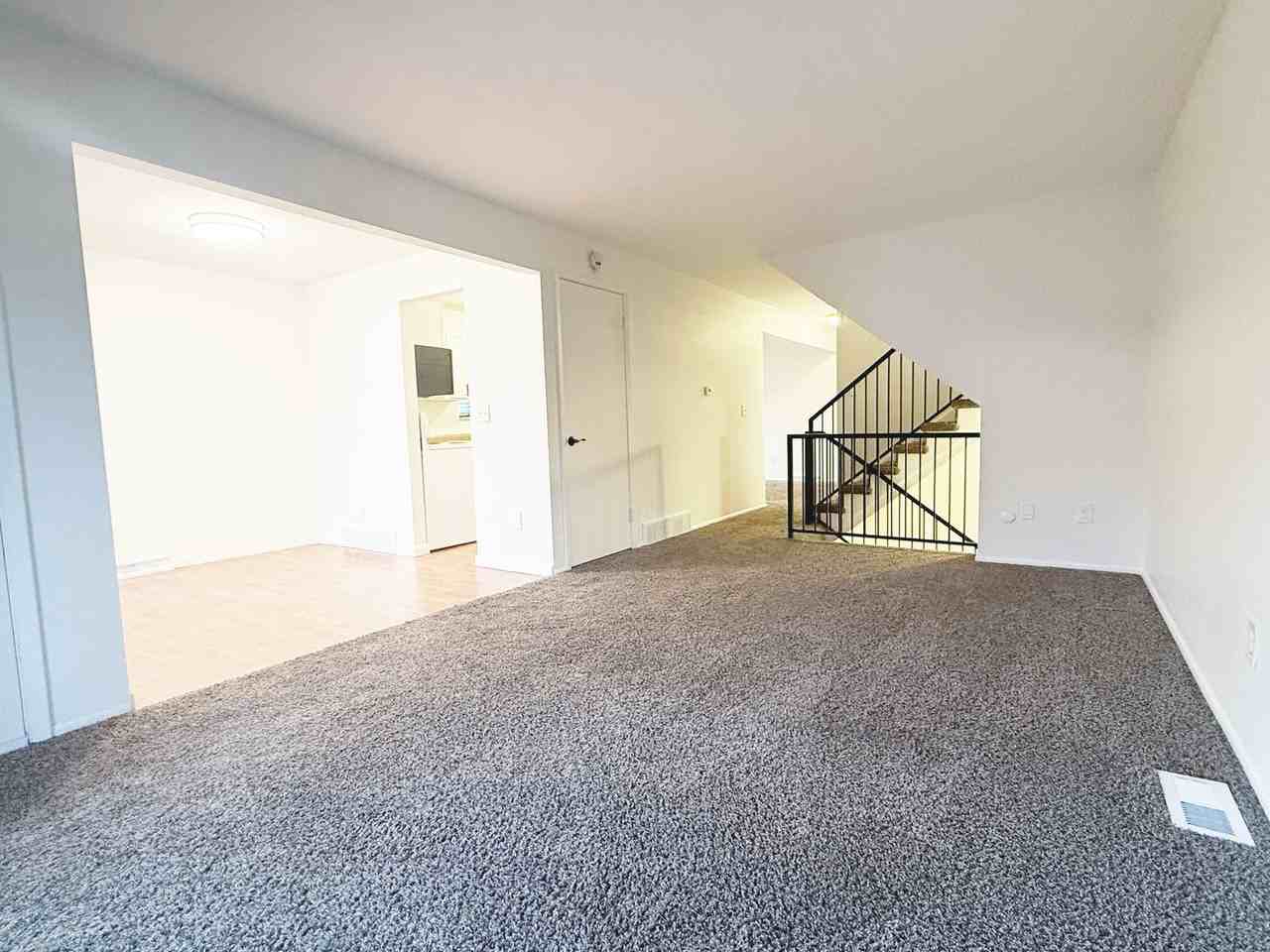 6498 Welch Ct - Photo 3 of 28