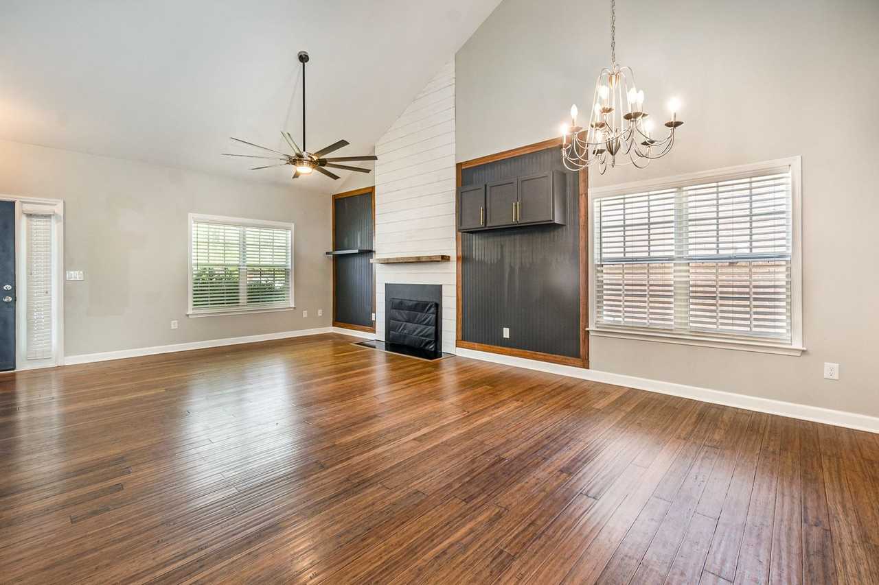 104 Ryan Ct - Photo 4 of 21