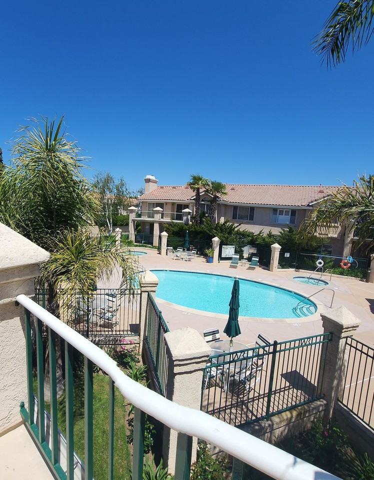 272 Augustine Way #B - Photo 7 of 33