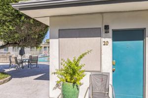 featured image of 588 E Mel Ave