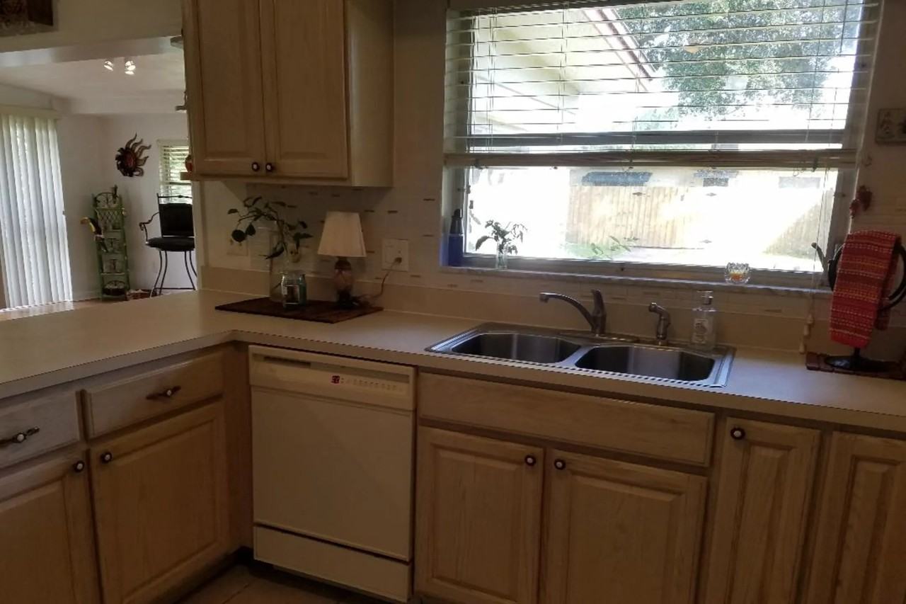 6945 Hibiscus Ave S - Photo 3 of 17