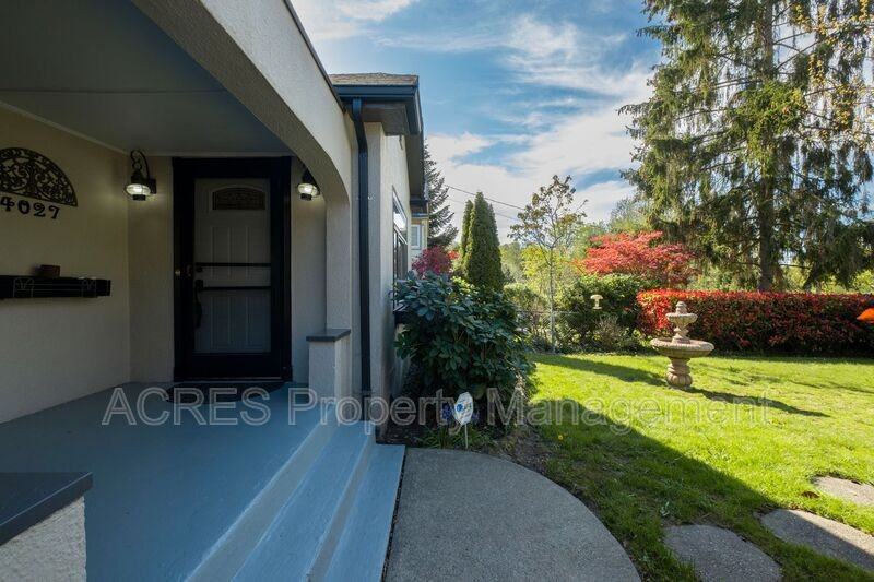 4027 S 128th St - Photo 2 of 18