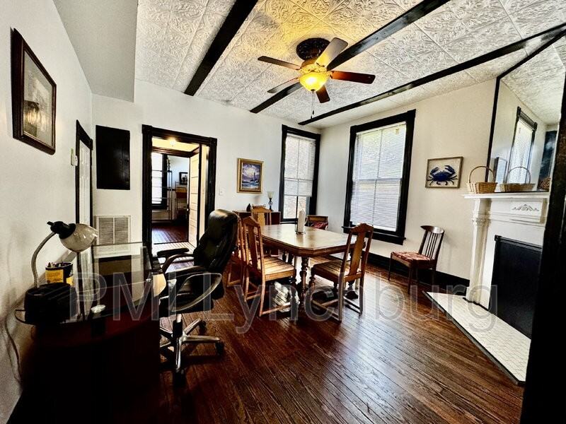 1316 Harrison St - Photo 5 of 18