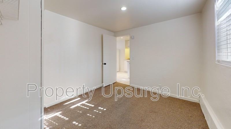 1508 Montana Ave - Photo 3 of 7